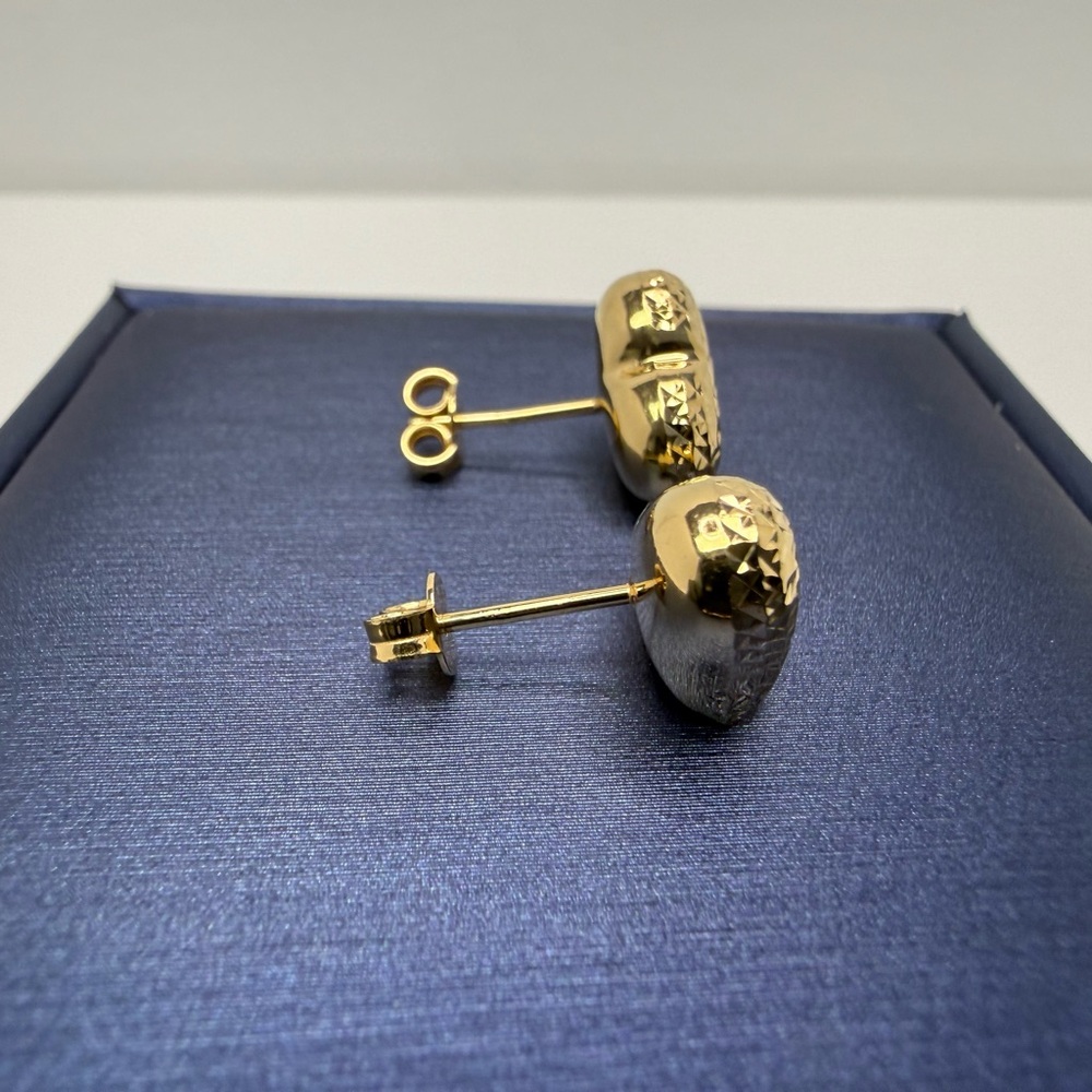 18K Genuine Yellow Gold Dia-Cut Heart Earrings (Preowned) - Picture 5 of 16